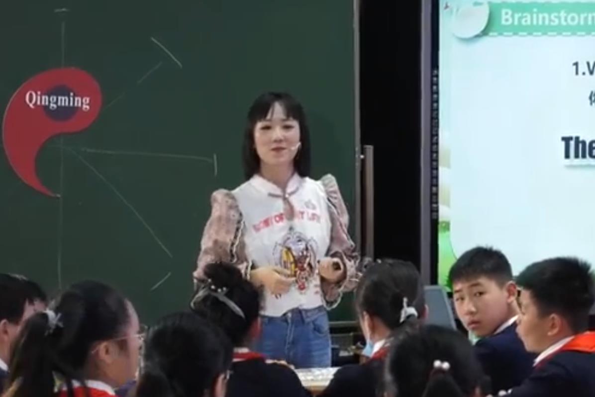 張茨鑫，綜合語(yǔ)用課《The Qingming Festival》，六年級(jí)，人教版