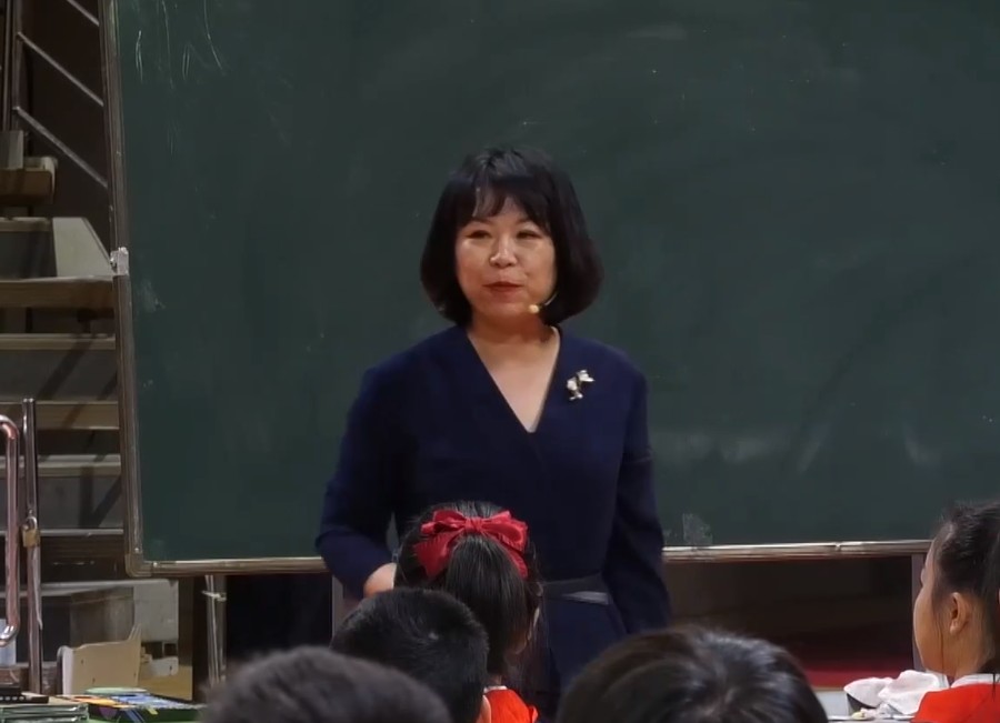 朱麗霞，《口語交際：意見不同怎么辦》，六年級上冊，第六單元
