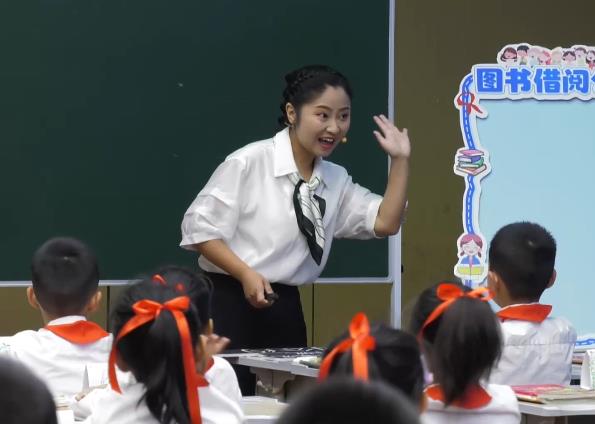 李婷婷，《圖書借閱公約》，二年級下冊口語交際，第五單位