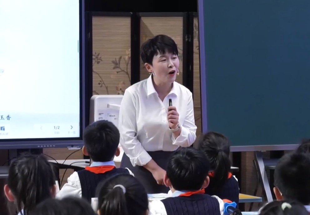 李玉香，《習作：看圖畫，寫一寫》，三年級下冊，第二單元