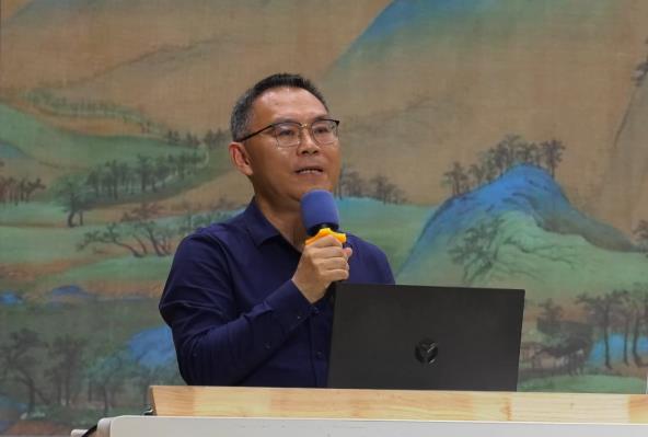 王小毅，《教學(xué)沙龍：小學(xué)語(yǔ)文學(xué)習(xí)任務(wù)》