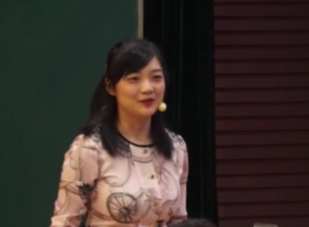 袁麗	《分數(shù)的初步認識》	三年級 	上冊
