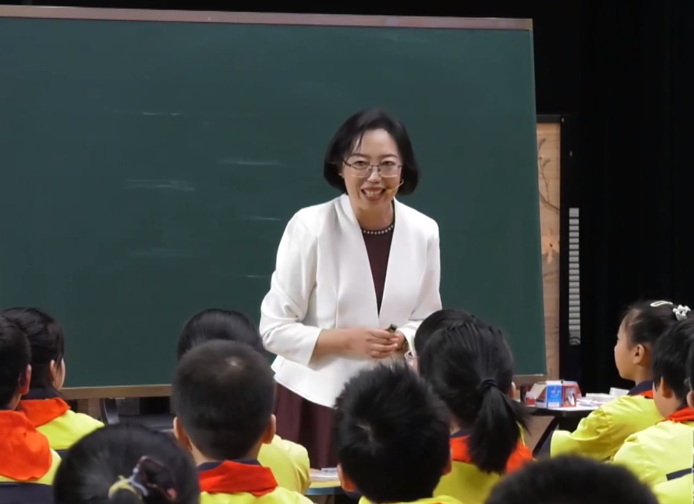 郭玥，《三黑和土地》，六年級上冊，第六單元