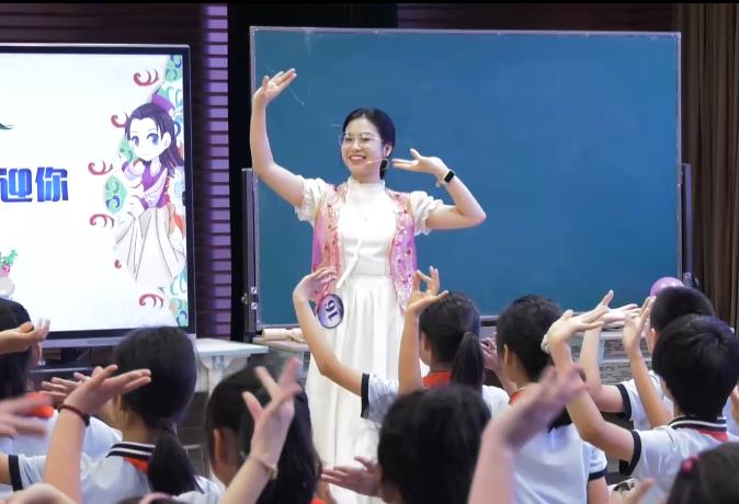 肖建，《我是少年阿凡提》，四年級(jí)下冊(cè)，第5課，人音版